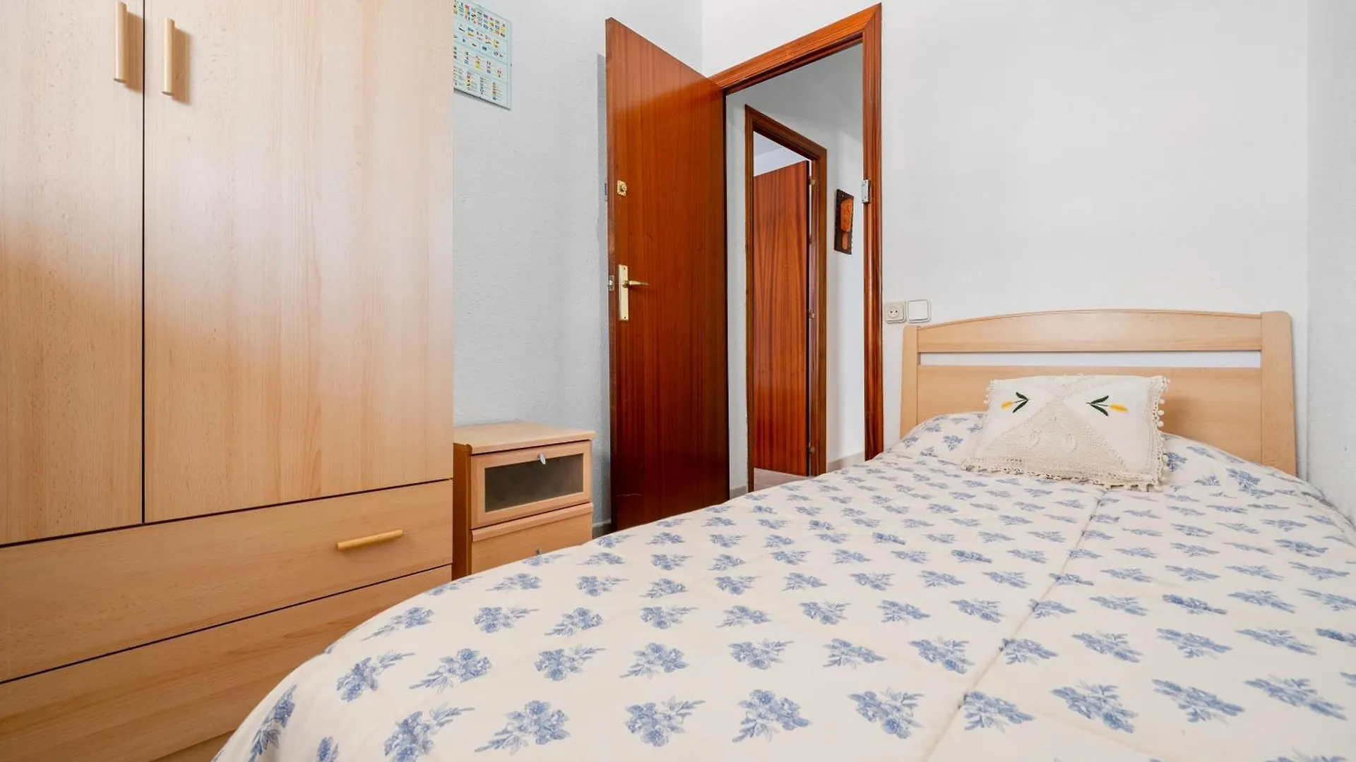 Apartamento Familiar En La Pineda Apartment